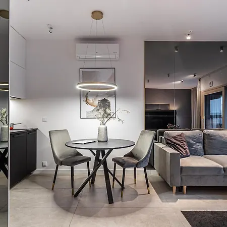 P&o Mennica Ix * Varsovie